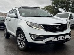 White Used 2015 Kia Sportage 2 SUV | £5,995 (Super price)