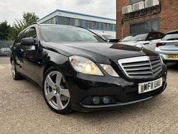 Black Used 2011 Mercedes E220 SE Estate | £3,590 (Super price)