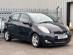 Black Used 2010 Toyota Yaris Hatchback | £3,795 (Fair price)