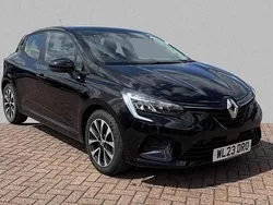 Black Used 2023 Renault Clio V Evolution Hatchback | £14,800 (Good price)