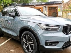 Used 2021 Volvo XC40 R-Design SUV | £19,995 (Fair price)
