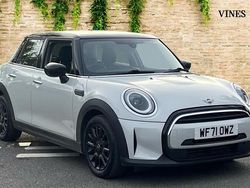 Silver Used 2021 Mini Cooper Classic Hatchback | £15,951 (Fair price)
