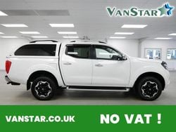 White Used 2020 Nissan Navara Tekna Pickup | £22,989 (Expensive)