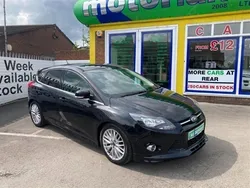 Black Used 2013 Ford Focus Zetec Hatchback | £5,999 (Expensive)