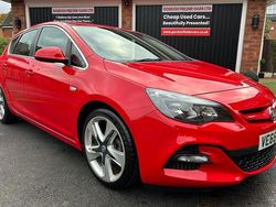 Red Used 2016 Vauxhall Astra Edition Hatchback | £5,999 (Good price)