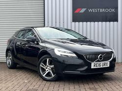 Black Used 2016 Volvo V40 Inscription Hatchback | £7,270 (Fair price)