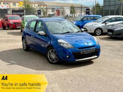 Blue Used 2011 Renault Clio II Dynamique Hatchback | £3,700 (Fair price)