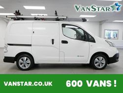White Used 2021 Nissan e-NV200 Tekna Van | £11,789 (Expensive)