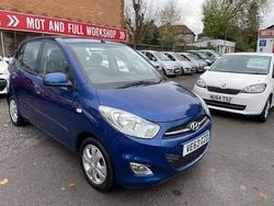 Blue Used 2014 Hyundai i10 Active Hatchback | £4,475 (Fair price)