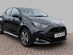 Black Used 2024 Toyota Yaris Hybrid Hatchback | £17,610 (Good price)