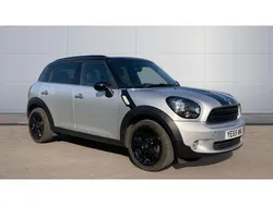 Silver Used 2015 Mini Cooper Countryman SUV | £9,995 (A bit pricey)