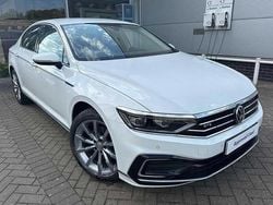 White Used 2020 VW Passat Advance Sedan | £18,989 (Expensive)