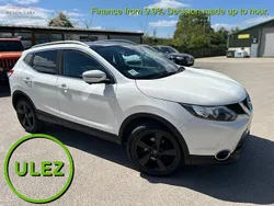 White Used 2016 Nissan Qashqai N-Connecta SUV | £5,995 (Fair price)
