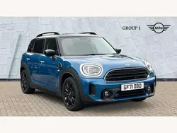 Island blue Used 2021 Mini Cooper Countryman Classic SUV | £20,795 (A bit pricey)