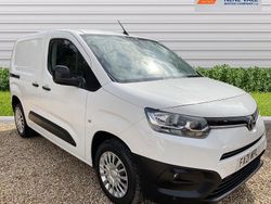 White Used 2021 Toyota Proace Van | £9,500 (Good price)