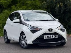 White Used 2019 Toyota Aygo X-play Hatchback | £7,778 (Fair price)