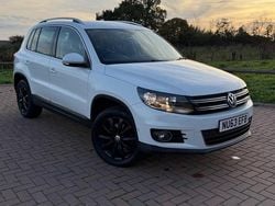 White Used 2013 VW Tiguan Match SUV | £6,995 (Fair price)