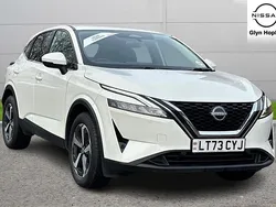 White Used 2023 Nissan Qashqai N-Connecta SUV | £24,387 (Expensive)