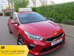 Metallic burgundy Used 2019 Kia Ceed 3 Hatchback | £9,490 (Fair price)