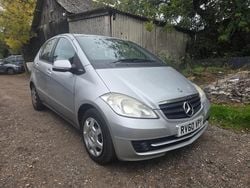 Silver Used 2010 Mercedes A160 Classic Hatchback | £595 (Super price)