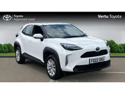 White Used 2022 Toyota Yaris Cross SUV | £18,865 (Good price)