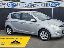 Silver Used 2010 Hyundai i20 Comfort Hatchback | £2,375 (Fair price)