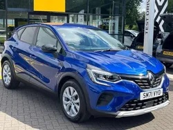 Iron blue Used 2022 Renault Captur Iconic SUV | £16,495 (Fair price)