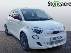 White Used 2022 Fiat 500e Red Hatchback | £10,863 (Fair price)