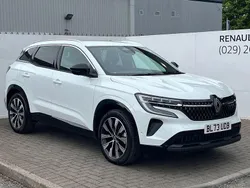Pearl arctic white Used 2023 Renault Austral Techno SUV | £21,079 (Super price)