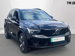 Black Used 2023 Volvo XC40 Core SUV | £27,995 (A bit pricey)