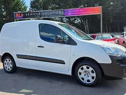 White Used 2017 Peugeot Partner MPV | £4,499 (Fair price)