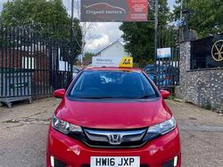 Red Used 2016 Honda Jazz SE Hatchback | £4,500 (Fair price)
