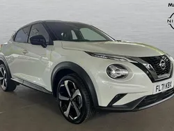 Pearl storm white Used 2021 Nissan Juke Tekna SUV | £16,264 (Fair price)