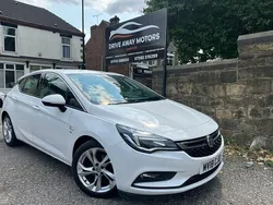 White Used 2018 Vauxhall Astra SRi Hatchback | £7,695 (Fair price)