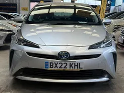 Silver Used 2025 Toyota Prius Hatchback | £13,900 (Good price)