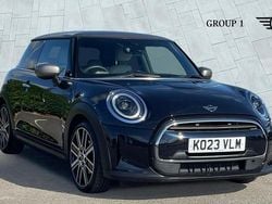 Black Used 2023 Mini Cooper Exclusive Hatchback | £20,997 (Good price)