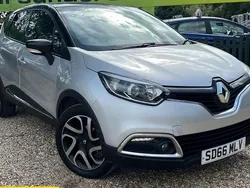 Silver/black Used 2016 Renault Captur Dynamique SUV | £6,375 (Fair price)