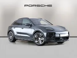 Volcano grey metallic Used 2025 Porsche Macan SUV | £69,900 (Super price)