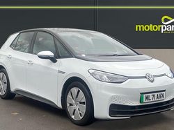 White Used 2021 VW ID.3 Pro Performance Hatchback | £15,250 (Fair price)