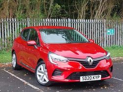Red Used 2020 Renault Clio V Play Hatchback | £10,498 (Fair price)