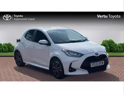 White Used 2022 Toyota Yaris Hybrid Design Hatchback | £16,201 (Fair price)