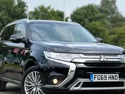 Used 2020 Mitsubishi Outlander P-HEV Estate | £14,990 (Good price)