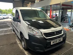 White Used 2018 Peugeot Partner MPV | £3,295