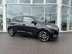 Black Used 2022 Hyundai i10 Premium Hatchback | £15,295 (A bit pricey)