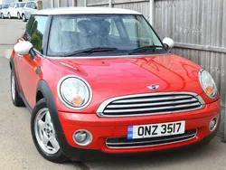 Red Used 2010 Mini Cooper Hatch Hatchback | £3,149 (Super price)