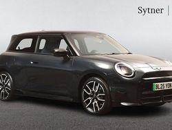 Grey New 2025 Mini Cooper SE Hatch Hatchback | £31,000 (Expensive)