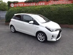 White Used 2015 Toyota Yaris Hybrid Sport Hatchback | £6,995