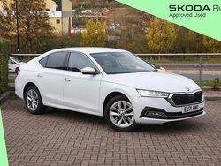 White Used 2021 Skoda Octavia SE L Hatchback | £15,495 (Fair price)