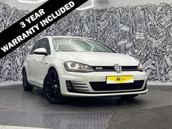 White Used 2015 VW Golf VII GTD Hatchback | £9,595 (Fair price)