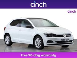 White Used 2018 VW Polo SE Hatchback | £10,349 (Fair price)